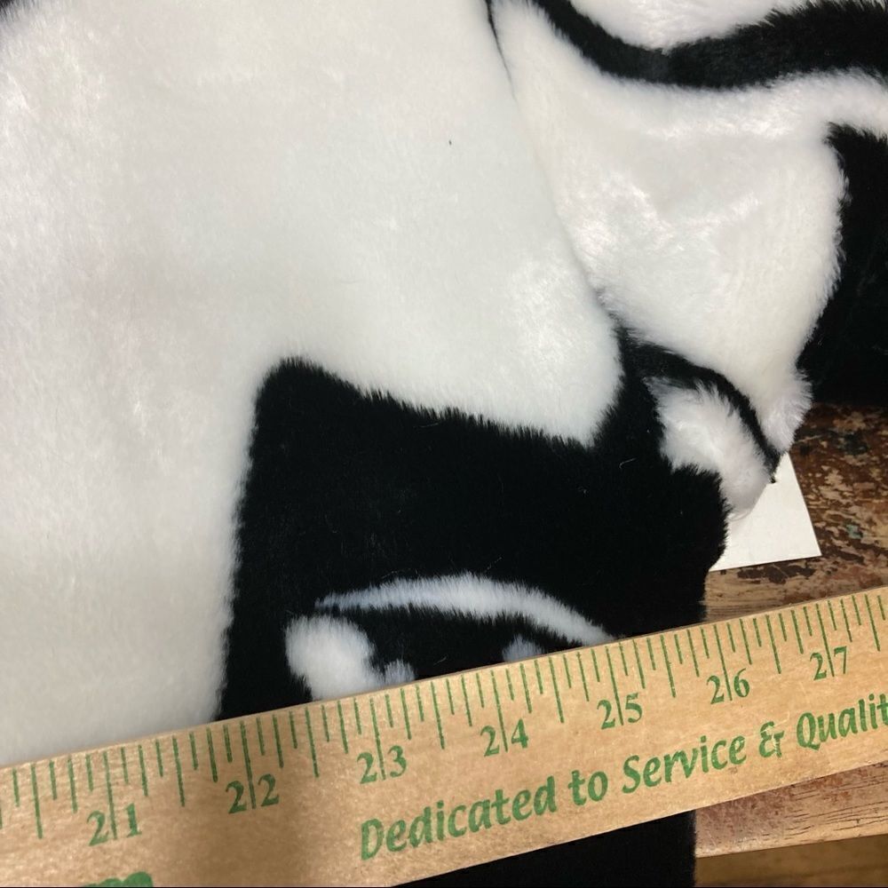 Vtg 80s 90s Regal Plush Collection Faux Fur Black‎ White Faces Abstract Coat NEW - Picture 7 of 10